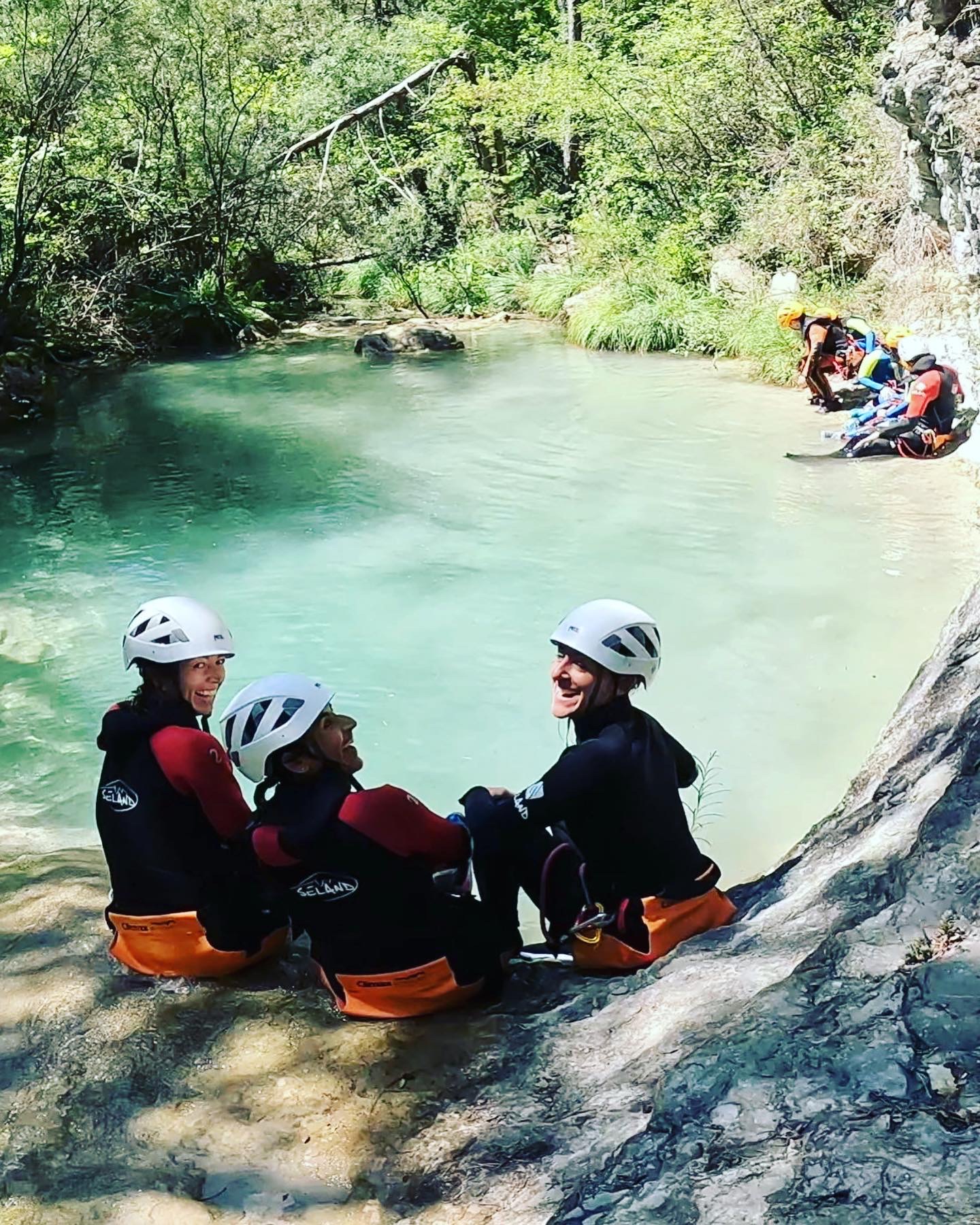 0384F174-2C94-4227-8046-6C91251B041B